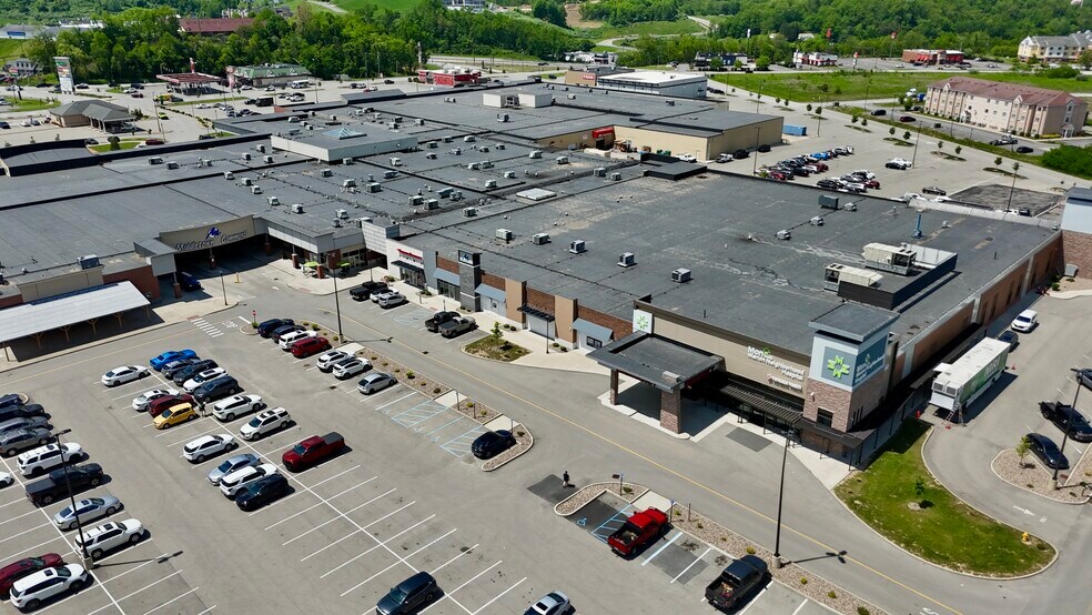 More Photos Of 2600 Middletown Commons, White Hall Unknown For Lease