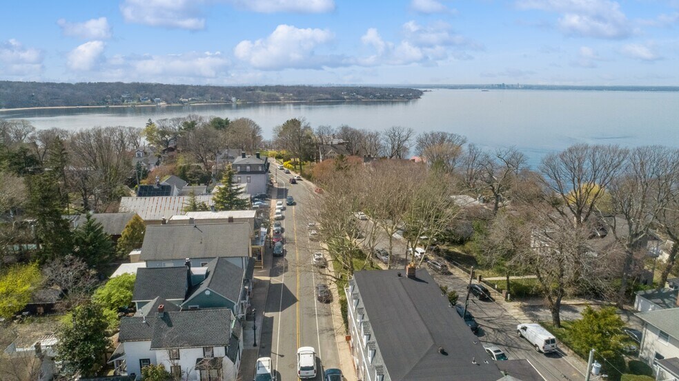 More Photos Of 303 Sea Cliff Ave, Sea Cliff Restaurant For Lease