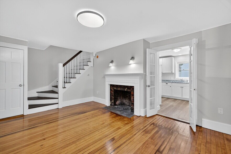 More Photos Of 18 Perry Ave, Nashua Apartments For Sale