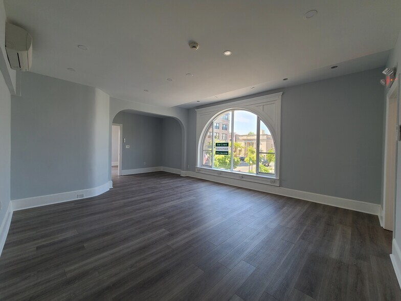 More Photos Of 17-19 Beechwood Rd, Summit General Retail For Sale