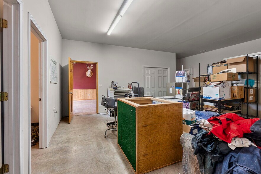 More Photos Of 250 West St, Frohna Office For Sale