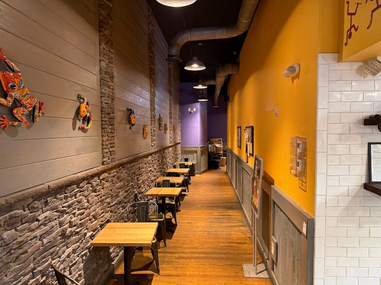 More Photos Of 1012 Broadway, Columbus Storefront Retail Residential For Sale