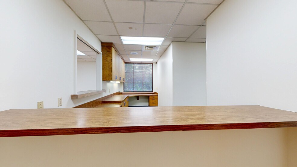 More Photos Of 802 22nd St, Columbus Medical For Sale