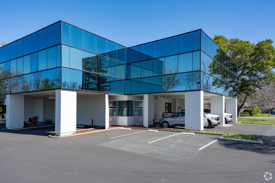 More Photos Of 181 Lynch Creek Way, Petaluma Loft Creative Space For Lease