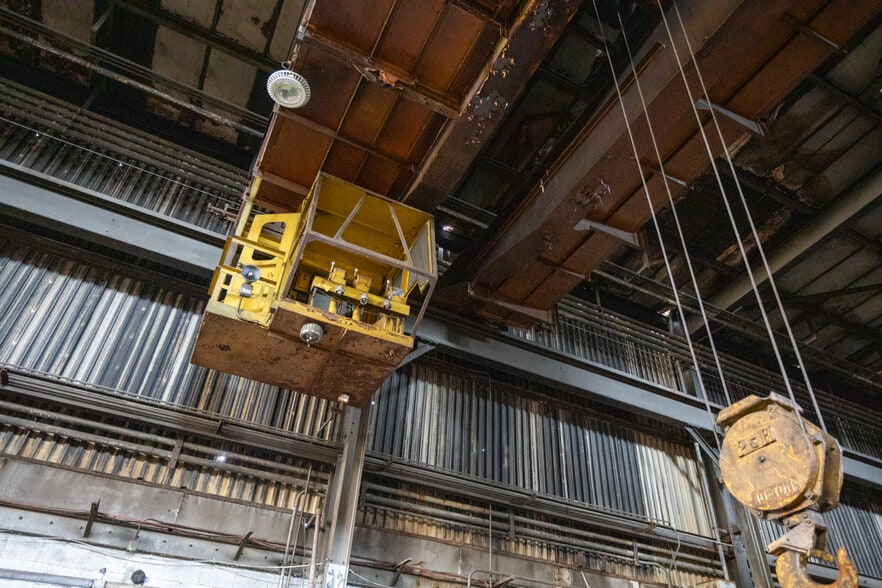 More Photos Of 2800 E Dunes Hwy, Gary Warehouse For Lease