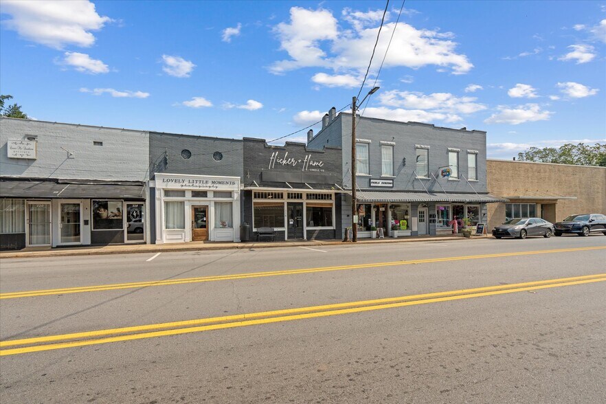 More Photos Of 114 W College St, Bowdon Storefront For Sale
