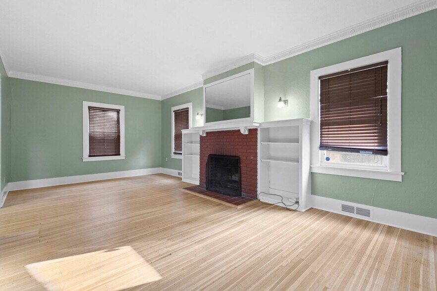 More Photos Of 62 Empire Blvd, Rochester Medical For Sale