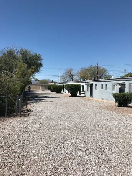 More Photos Of 2432 N Balboa Ave, Tucson Apartments For Sale