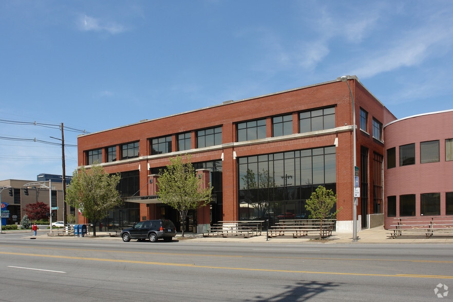 More Photos Of 501-505 E Broadway, Louisville Medical For Lease