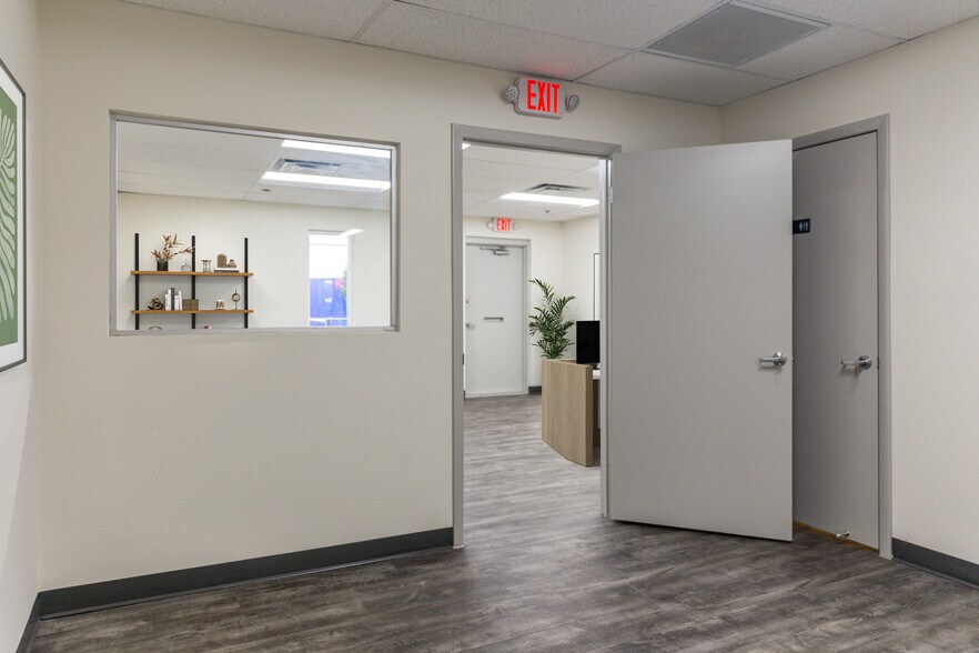 More Photos Of 2009 NW 79th Ave, Doral Warehouse For Lease