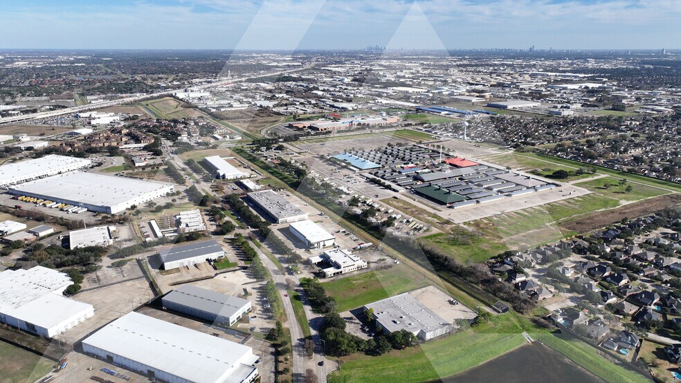 More Photos Of 14025 West Rd, Houston Office For Sale