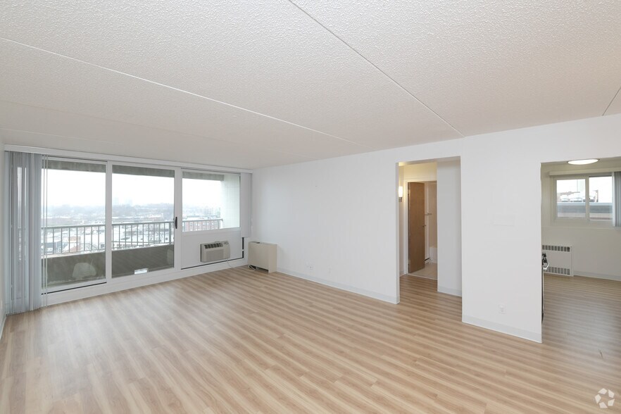 More Photos Of 1371 Beacon St, Brookline Apartments For Lease