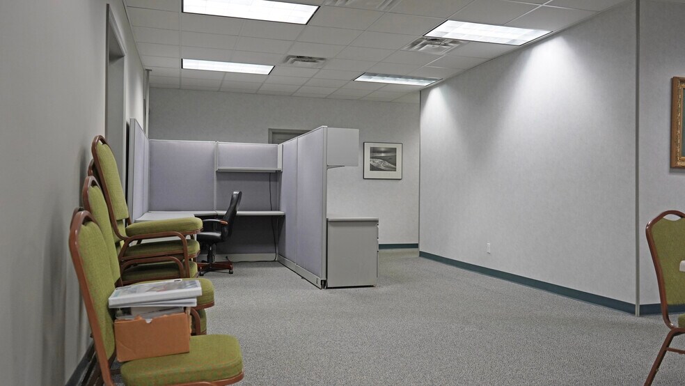 More Photos Of 483 Montgomery Rd, Altamonte Springs Office For Sale