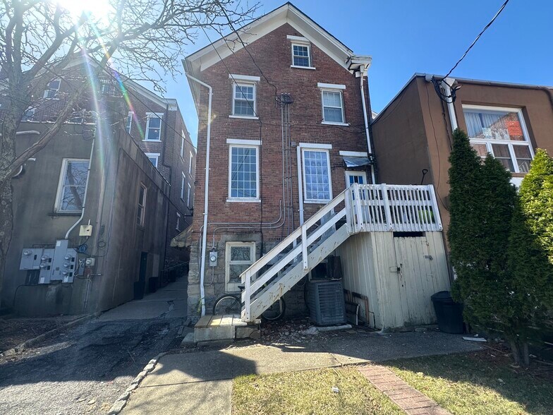 More Photos Of 155-157 Spring St, Newton Storefront Retail Residential For Sale