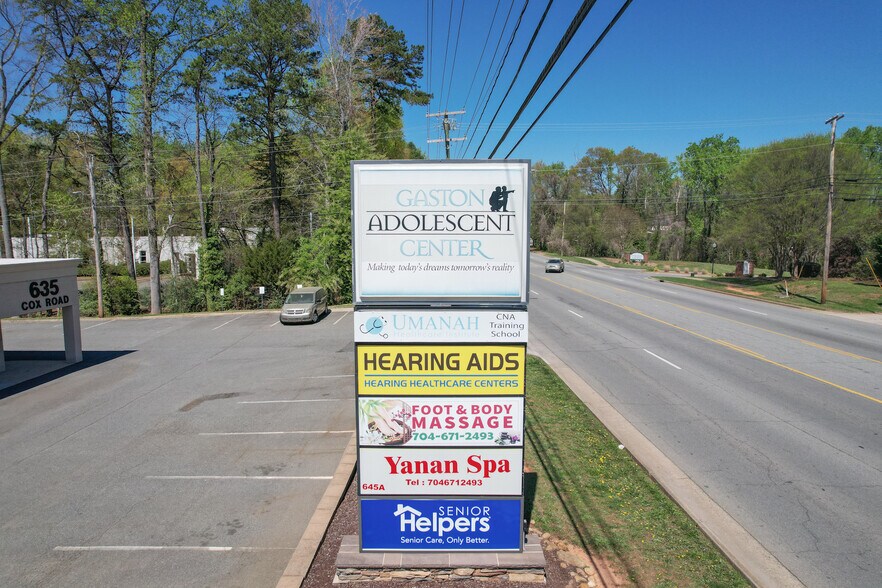 More Photos Of 645 Cox Rd, Gastonia Office For Lease