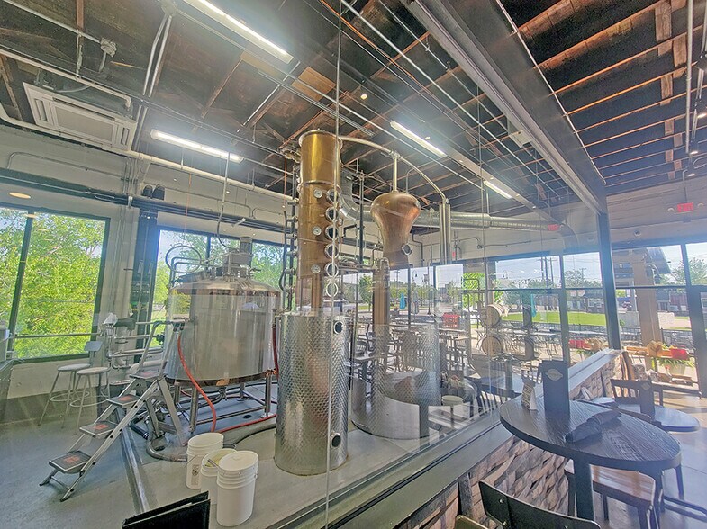 More Photos Of , Collinsville General Retail For Sale