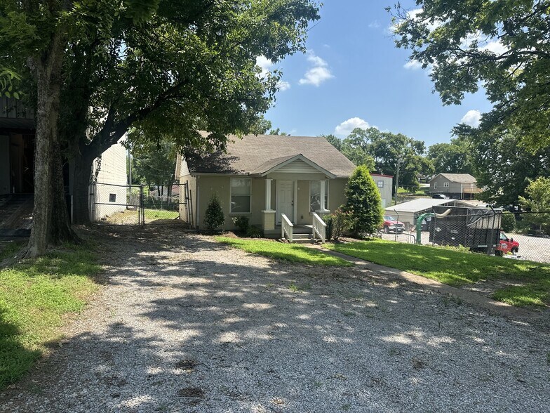 More Photos Of 2412 Felts Ave, Nashville Office For Lease