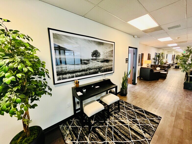 More Photos Of 1900 Hines St SE, Salem Office For Lease