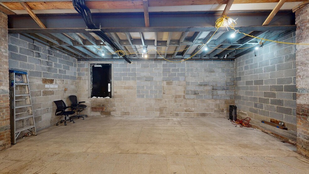 More Photos Of 343 Canal St, New York Office For Lease