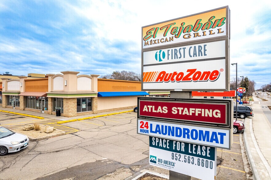 More Photos Of 10 E 66th St, Minneapolis Freestanding For Lease