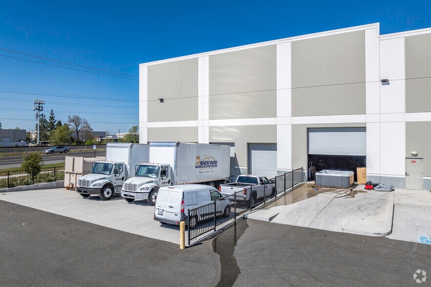 More Photos Of 3645 Industrial Ave, Rocklin Distribution For Lease