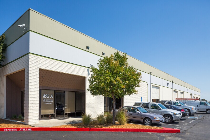 More Photos Of 495 Edison Ct, Fairfield Warehouse For Lease