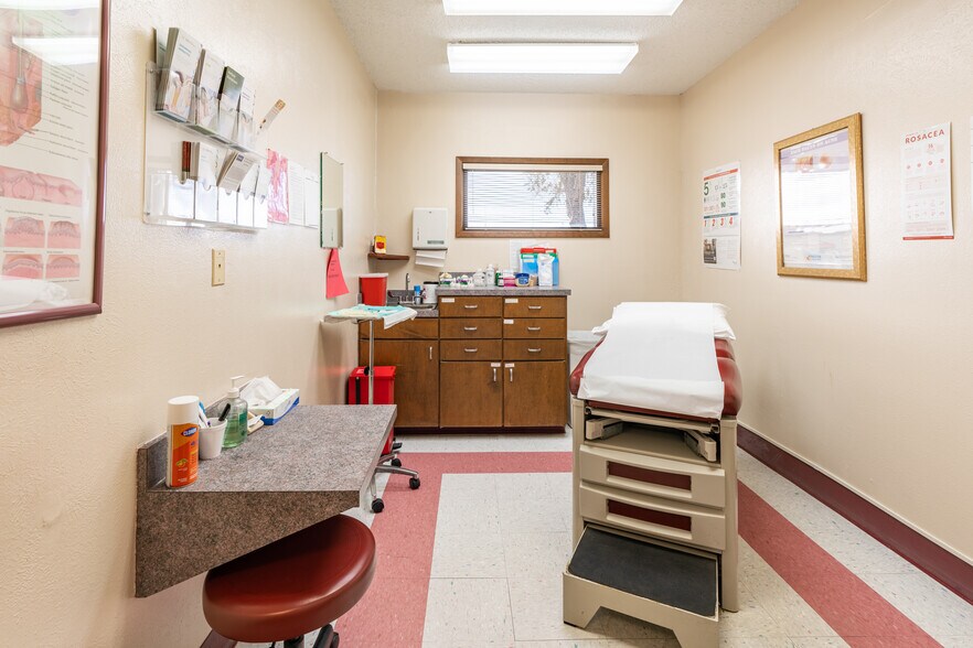 More Photos Of 8506 Wesley St, Greenville Medical For Sale