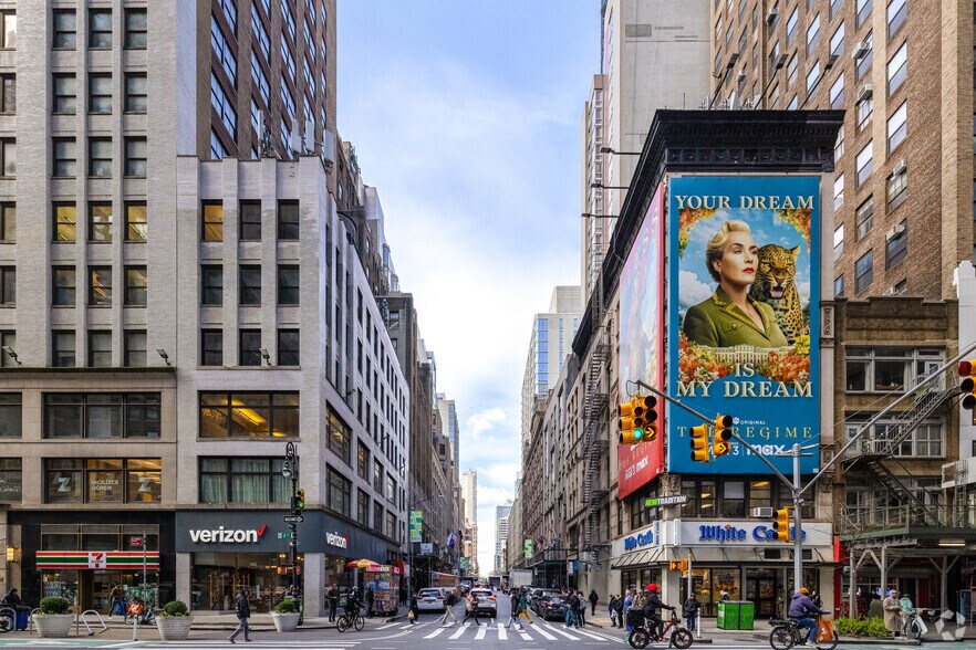 More Photos Of 320-324 W 37th St, New York Loft Creative Space For Lease