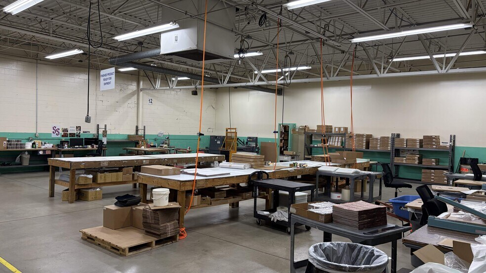 More Photos Of 2563 Technical Dr, Miamisburg Manufacturing For Sale