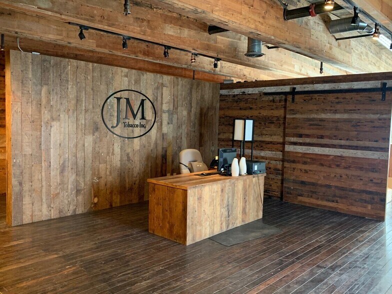 More Photos Of 3014 N Coolidge Ave, Los Angeles Warehouse For Lease