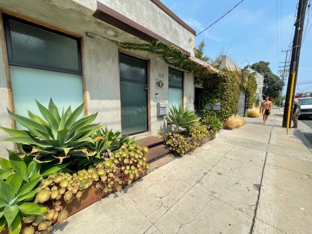 More Photos Of 612-624 Hampton Dr, Venice Loft Creative Space For Lease