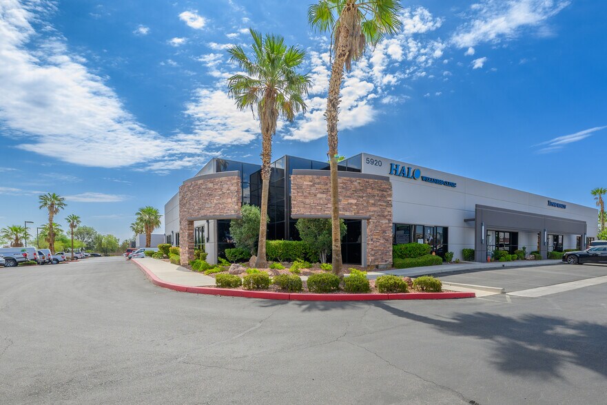 More Photos Of 5920 S Rainbow Blvd, Las Vegas Office For Sale