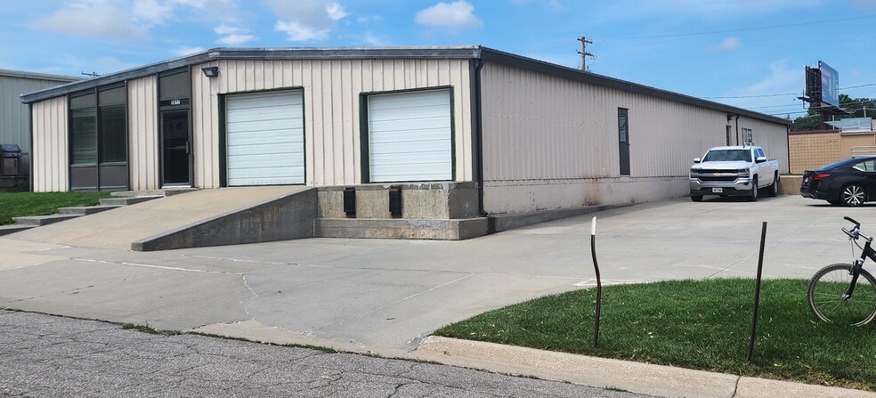 Primary Photo Of 5617 S 49th St, Lincoln General Retail For Lease