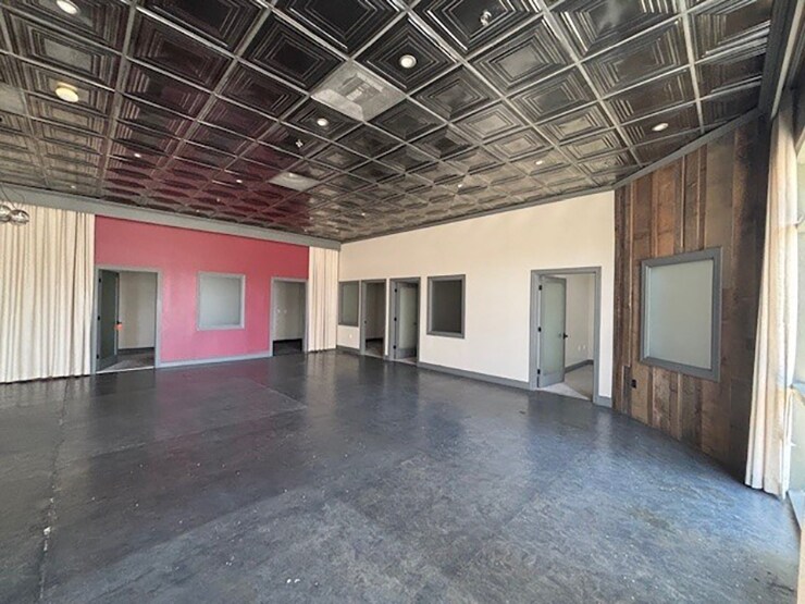 More Photos Of 860 Kaiser Rd, Napa Warehouse For Lease