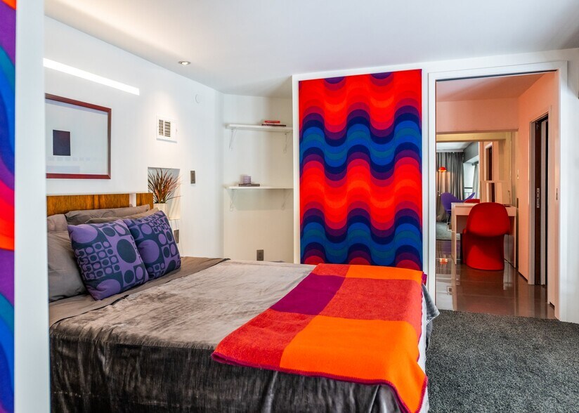 More Photos Of 523 Grand Blvd, Kansas City Apartments For Lease