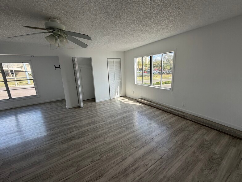 More Photos Of 1598 Havendale Blvd NW, Winter Haven General Retail For Lease