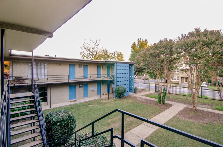 More Photos Of 21 Diana St, Memphis Apartments For Sale