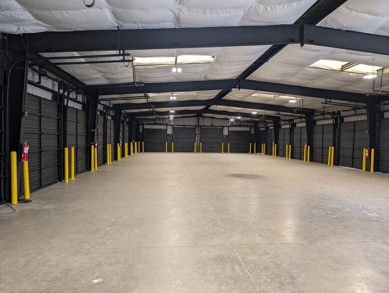 More Photos Of 7705 Foundation Dr, Florence Truck Terminal For Lease