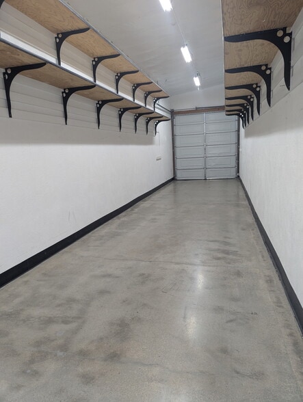 More Photos Of 530 Cypress Ave, Hermosa Beach Warehouse For Lease