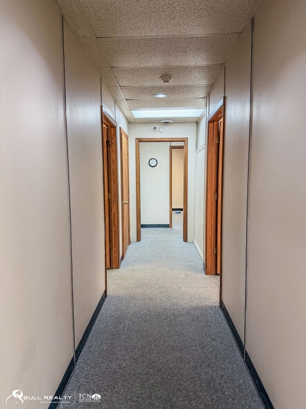 More Photos Of 2560 E Wesley Chapel Way, Decatur Office For Sale