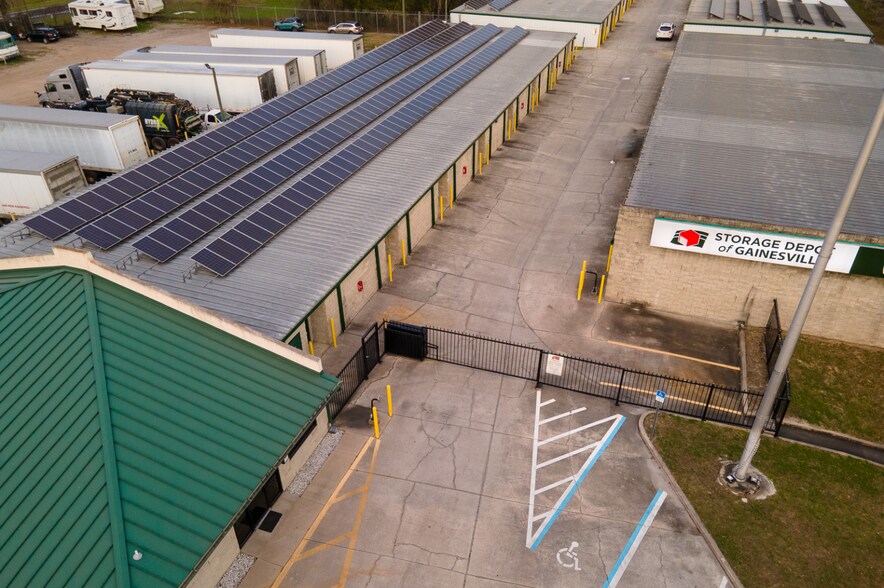 Primary Photo Of 2707 40th Blvd, Gainesville Self Storage For Sale