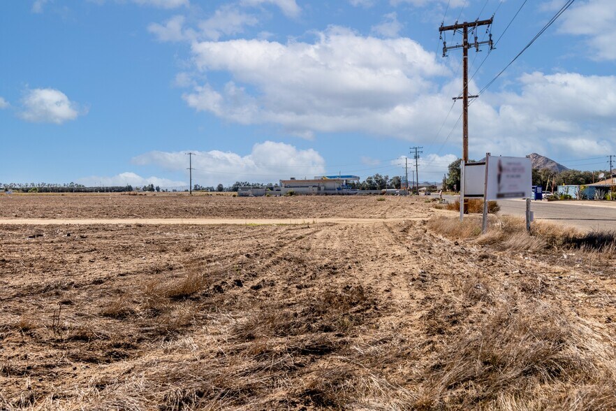 More Photos Of Lakeview Ave @ Ramona Expressway, Nuevo Land For Sale
