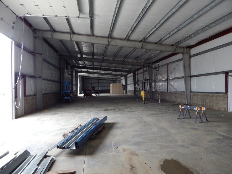 More Photos Of 1505 Green Siding Rd, Roseburg Warehouse For Lease