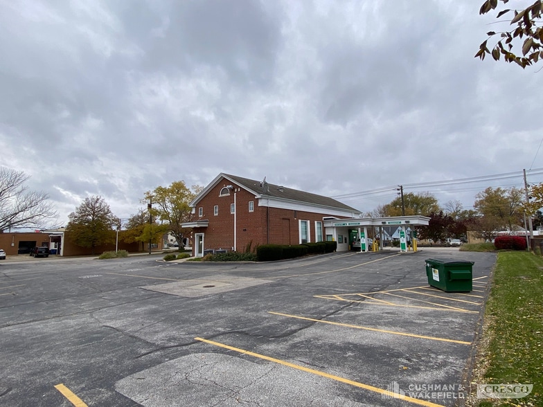 More Photos Of 22591 Lorain Rd, Fairview Park Bank For Lease