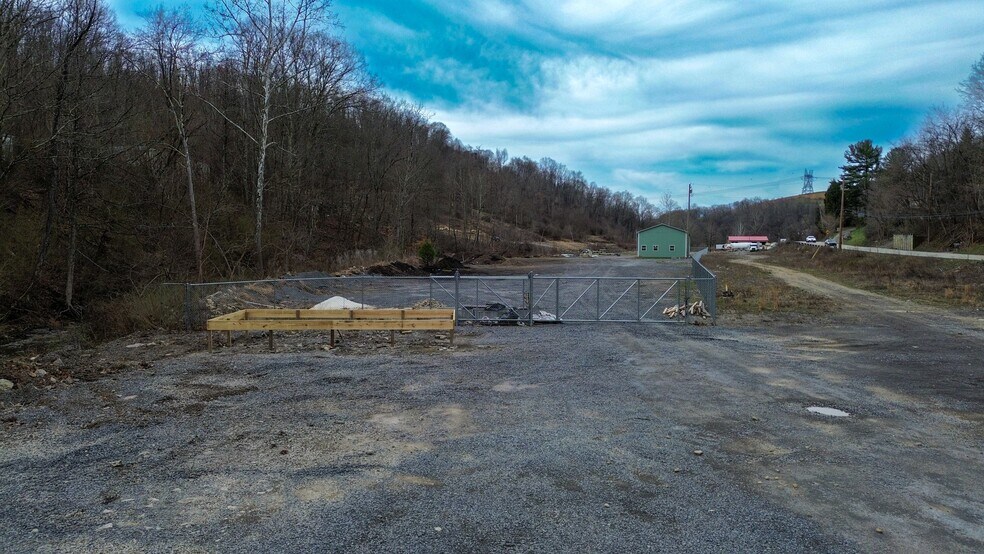 More Photos Of 469 Mason Dixon Hwy, Morgantown Distribution For Sale