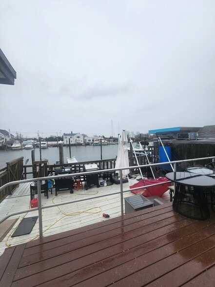 More Photos Of 377 Woodcleft Ave, Freeport Storefront Retail Residential For Sale