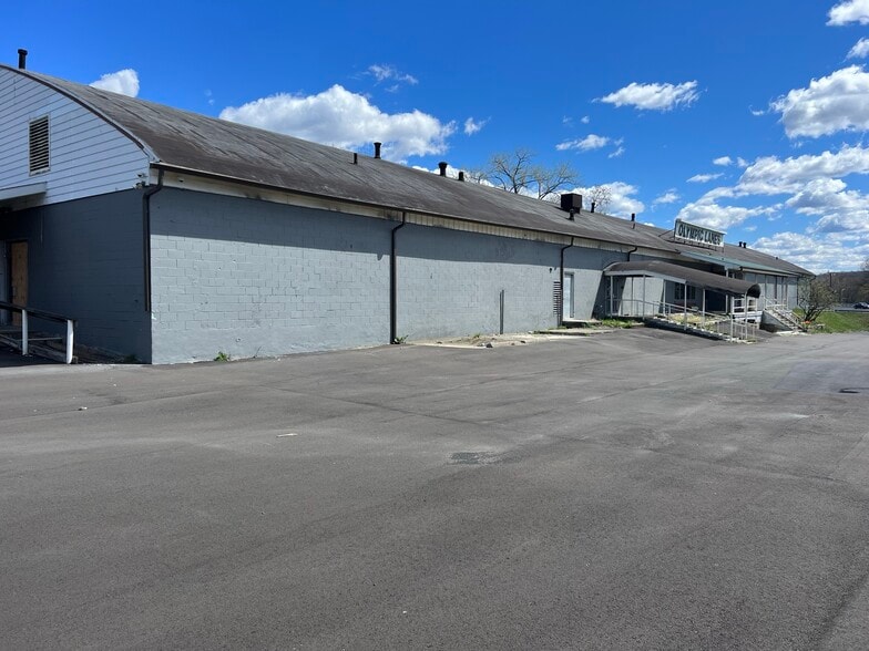 More Photos Of 5 Elmwood Rd, Menands General Retail For Sale