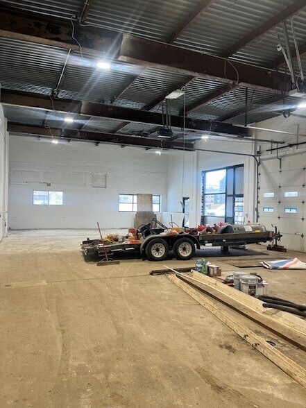 More Photos Of 7210 Carnegie Ave, Cleveland Warehouse For Lease