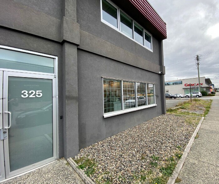 More Photos Of 325 W 4th Ave, Vancouver Light Manufacturing For Lease