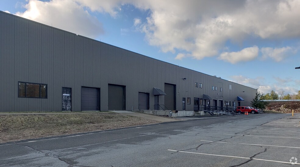 More Photos Of 40 Grissom Rd, Plymouth Light Manufacturing For Lease